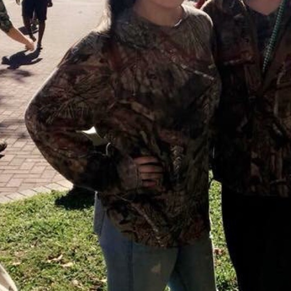 đMossy Oak Long Sleeve - Picture 4 of 4